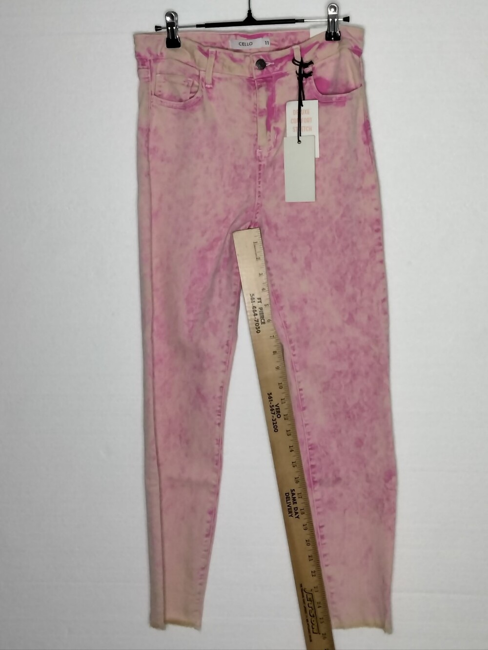 NWT Cello Pink Acid-Wash Stretch Skinny Jeans - Picture 6 of 7